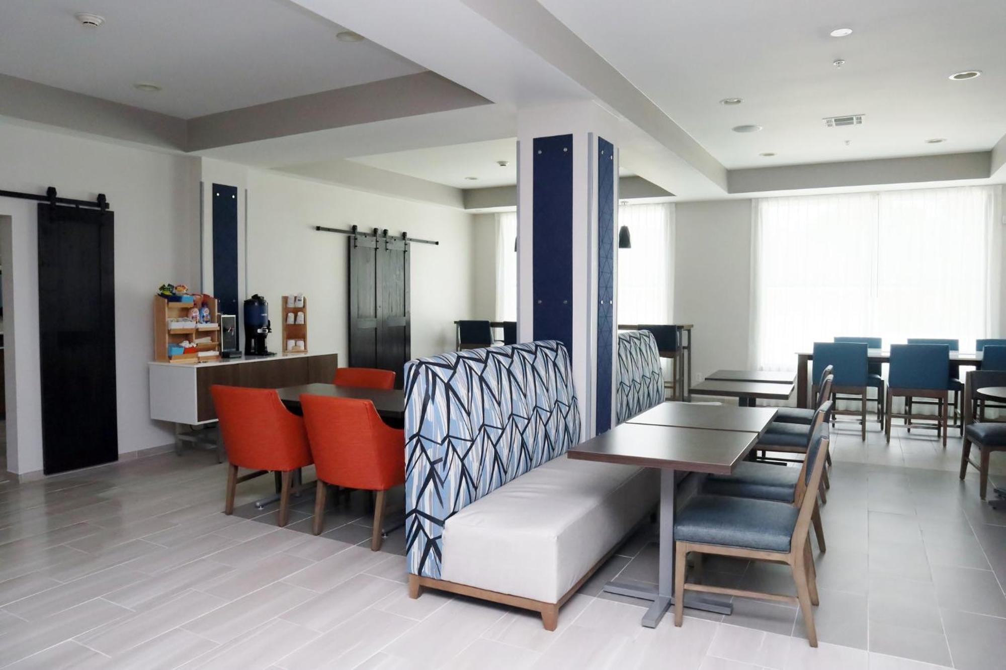 Holiday Inn Express Baton Rouge North By Ihg Zachary Εξωτερικό φωτογραφία